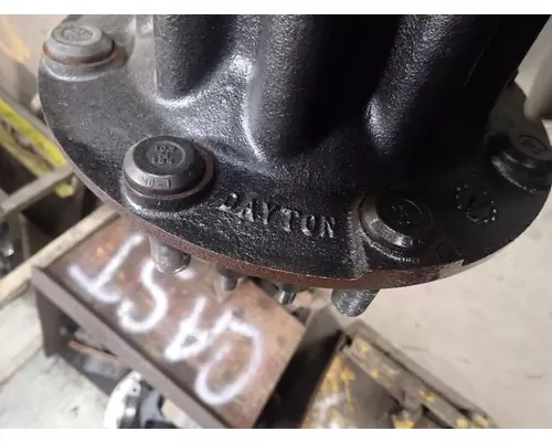 DAYTON 15937 Hub