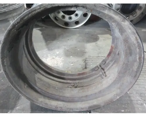 DEMOUNTABLE 22.5 X 13.00 WHEEL