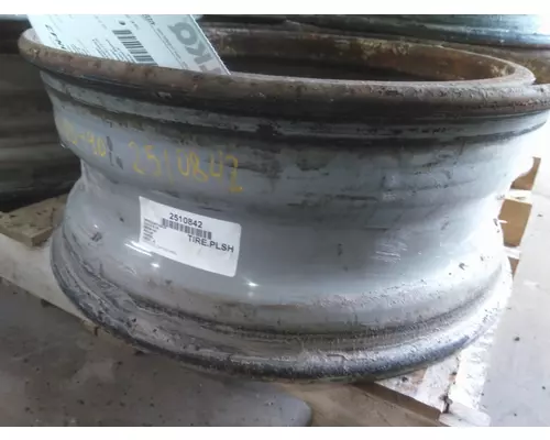 DEMOUNTABLE 22.5 X 8.25 WHEEL