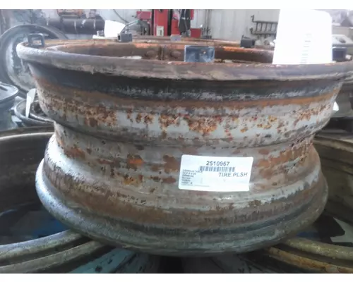 DEMOUNTABLE 22.5 X 8.25 WHEEL