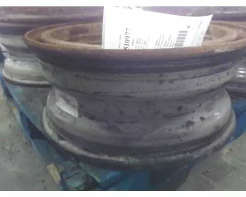 DEMOUNTABLE 22.5 X 8.25 WHEEL