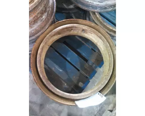 DEMOUNTABLE 22.5 X 8.25 WHEEL