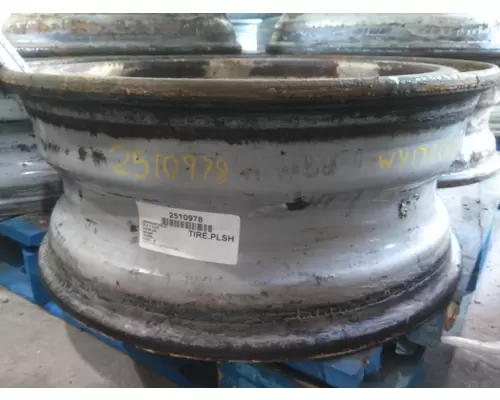 DEMOUNTABLE 22.5 X 8.25 WHEEL