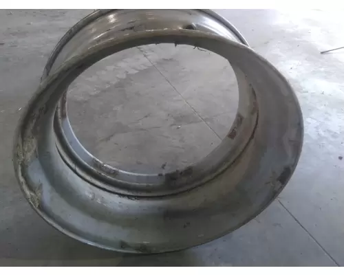 DEMOUNTABLE 22.5 X 8.25 WHEEL
