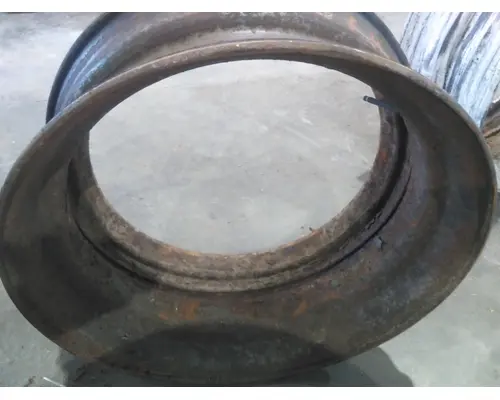 DEMOUNTABLE 22.5 X 8.25 WHEEL