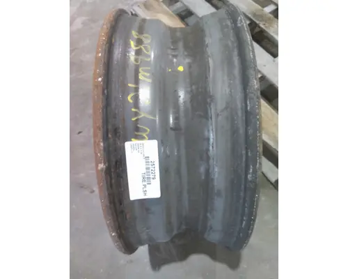 DEMOUNTABLE 22.5 X 8.25 WHEEL