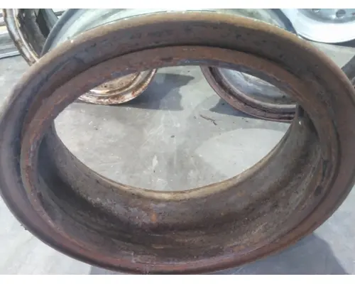 DEMOUNTABLE 22.5 X 8.25 WHEEL