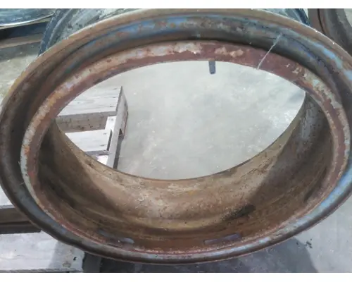 DEMOUNTABLE 22.5 X 8.25 WHEEL