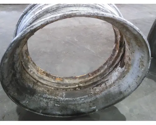 DEMOUNTABLE 22.5 X 8.25 WHEEL