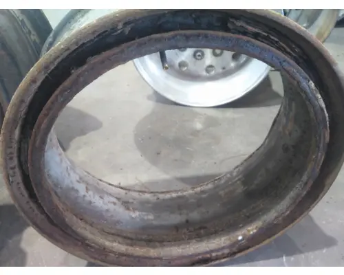 DEMOUNTABLE 22.5 X 8.25 WHEEL