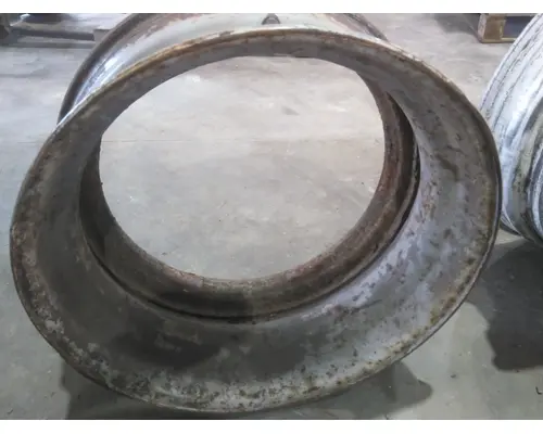 DEMOUNTABLE 22.5 X 8.25 WHEEL