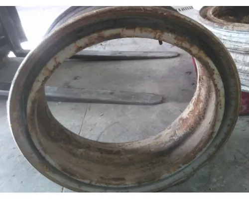 DEMOUNTABLE 22.5 X 8.25 WHEEL