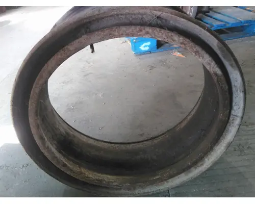 DEMOUNTABLE 22.5 X 8.25 WHEEL