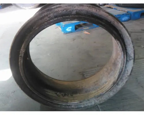 DEMOUNTABLE 22.5 X 8.25 WHEEL