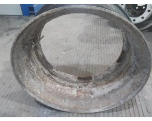 DEMOUNTABLE 22.5 X 8.25 WHEEL