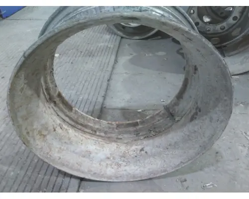 DEMOUNTABLE 22.5 X 8.25 WHEEL