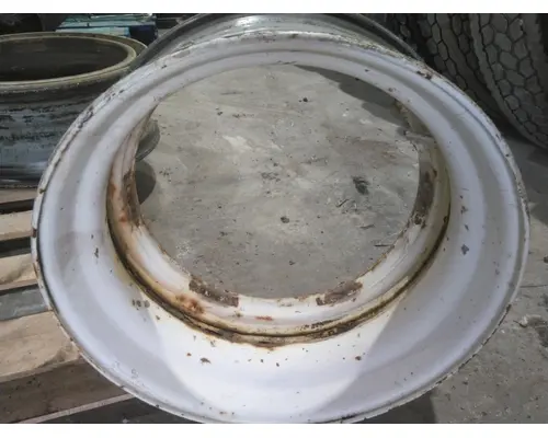 DEMOUNTABLE 22.5 X 8.25 WHEEL