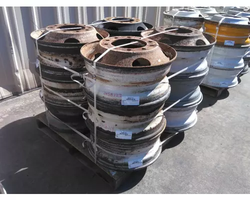 DEMOUNTABLE 22.5 X 8.25 WHEEL