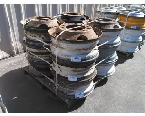 DEMOUNTABLE 22.5 X 8.25 WHEEL