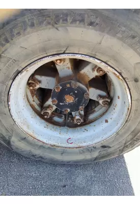 DEMOUNTABLE 22.5 X 8.25 WHEEL