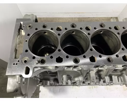 DETROIT DIESEL DD13 Cylinder Block