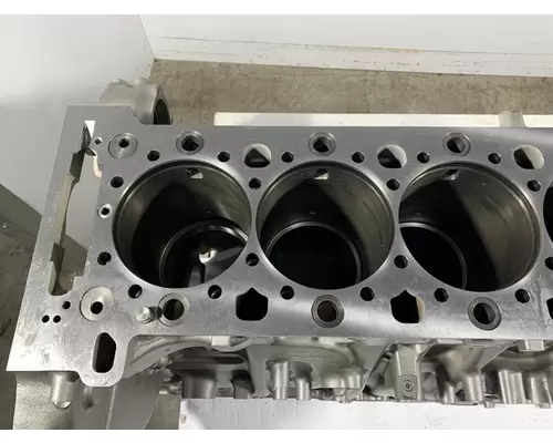 DETROIT DIESEL DD13 Cylinder Block
