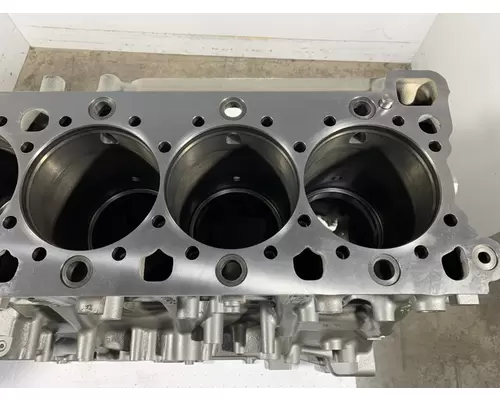 DETROIT DIESEL DD13 Cylinder Block