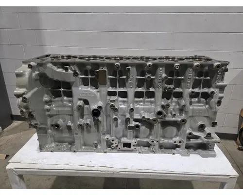 DETROIT DIESEL DD13 Cylinder Block