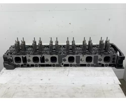 DETROIT DIESEL DD13 Cylinder Head