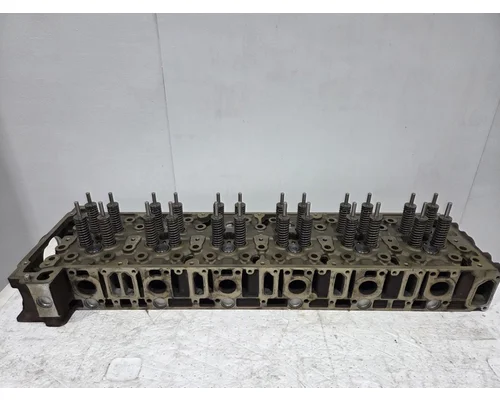 DETROIT DIESEL DD13 Cylinder Head