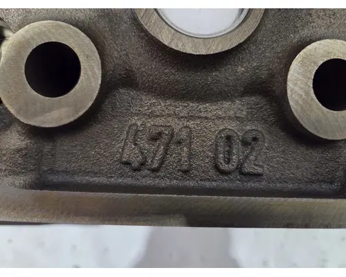 DETROIT DIESEL DD13 Cylinder Head