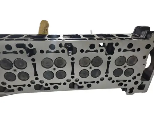 DETROIT DIESEL DD13 Cylinder Head