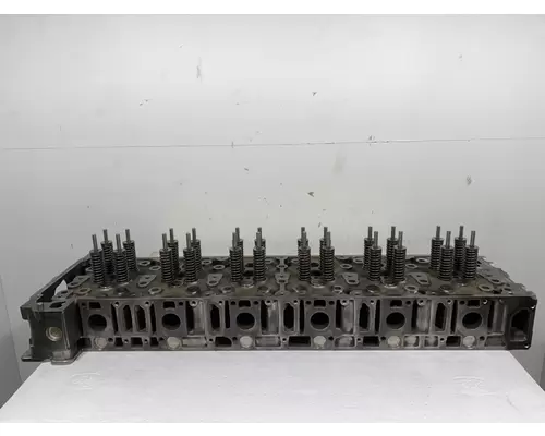 DETROIT DIESEL DD13 Cylinder Head