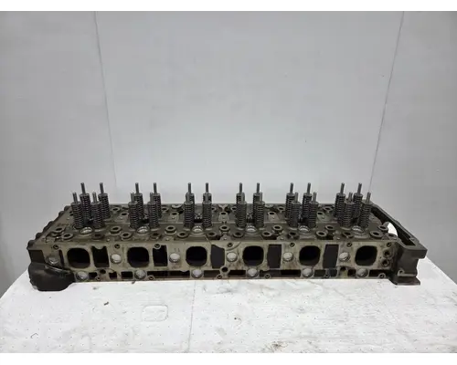 DETROIT DIESEL DD13 Cylinder Head