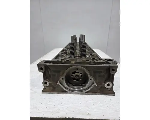 DETROIT DIESEL DD13 Cylinder Head