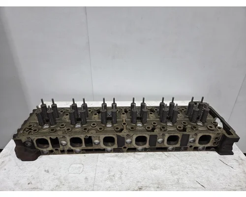 DETROIT DIESEL DD13 Cylinder Head