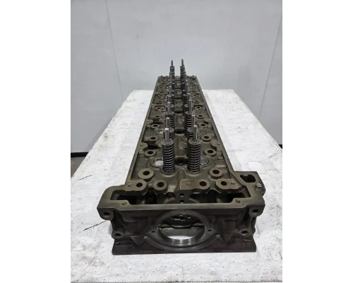 DETROIT DIESEL DD13 Cylinder Head