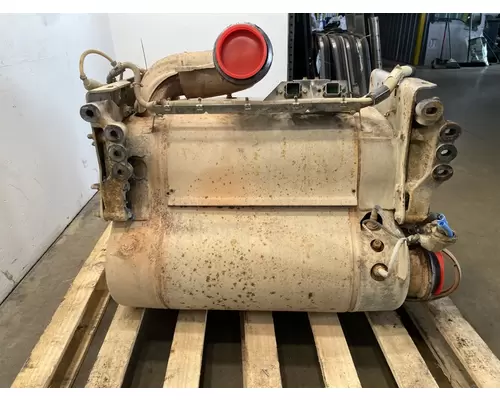 DETROIT DIESEL DD13 DPF (Diesel Particulate Filter)