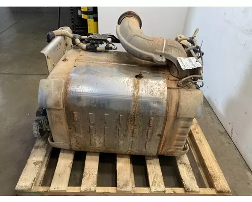 DETROIT DIESEL DD13 DPF (Diesel Particulate Filter)
