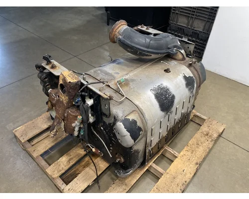 DETROIT DIESEL DD13 DPF (Diesel Particulate Filter)