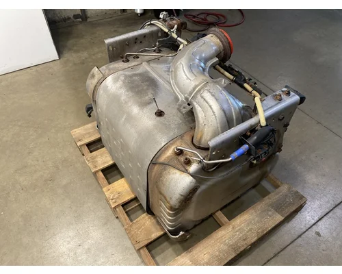 DETROIT DIESEL DD13 DPF (Diesel Particulate Filter)
