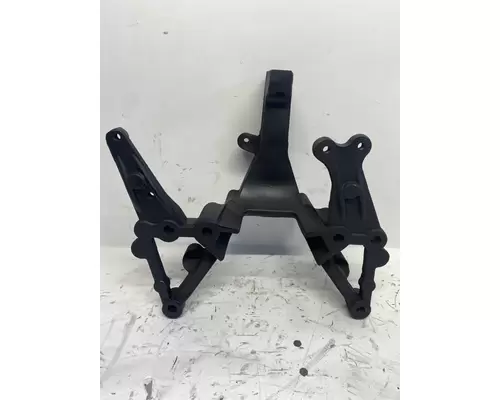 DETROIT DIESEL DD13 Engine Bracket