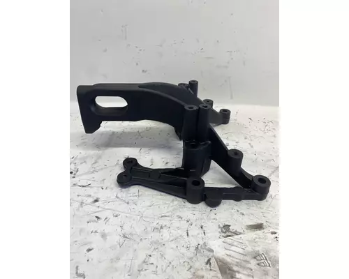 DETROIT DIESEL DD13 Engine Bracket