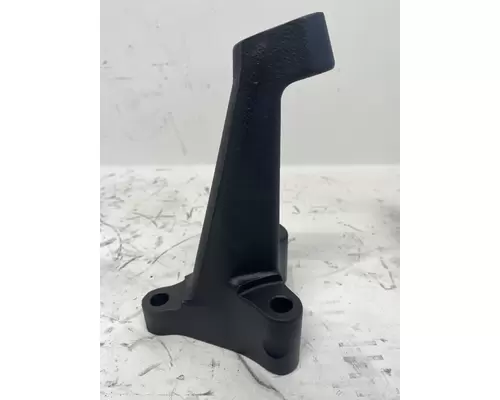 DETROIT DIESEL DD13 Engine Bracket