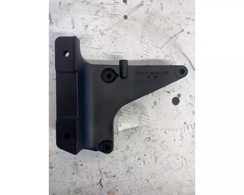 DETROIT DIESEL DD13 Engine Bracket