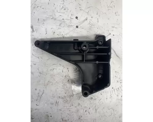 DETROIT DIESEL DD13 Engine Bracket