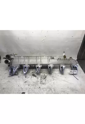 DETROIT DIESEL DD13 Engine Oil Cooler