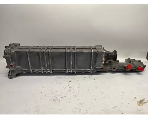 DETROIT DIESEL DD13 Engine Oil Cooler