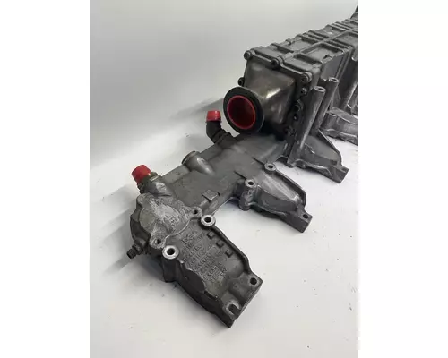 DETROIT DIESEL DD13 Engine Oil Cooler