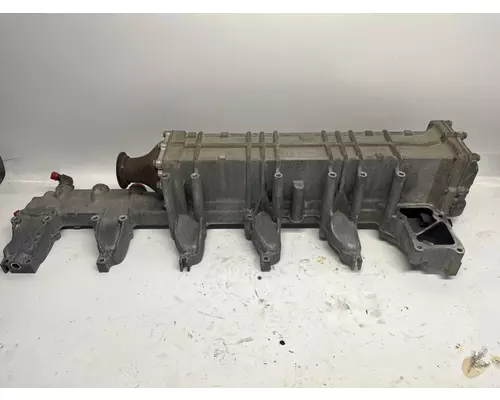 DETROIT DIESEL DD13 Engine Oil Cooler